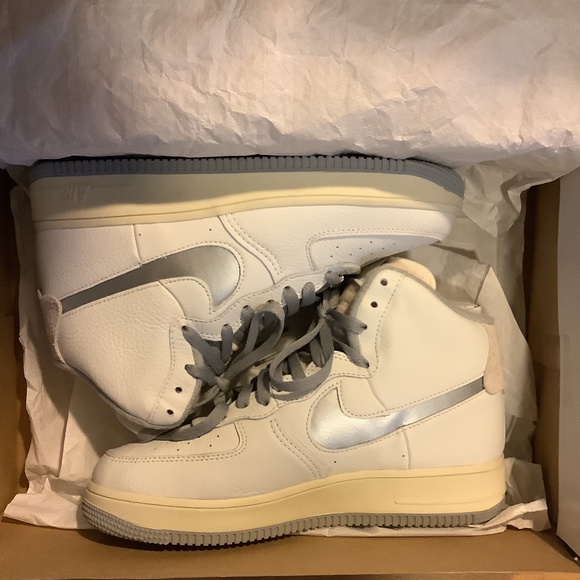 NWT Nike Air Force 1 High AF1 High Womens 9 = Mens 7.5 - Picture 15 of 16